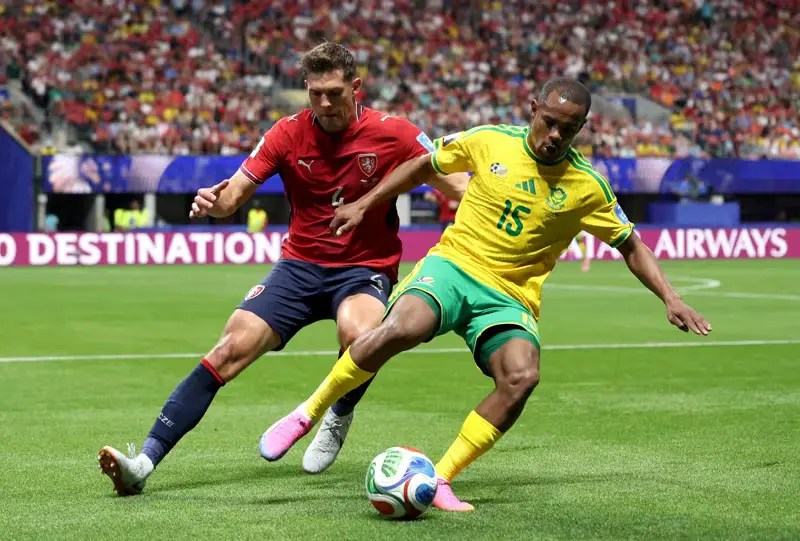 Sudáfrica logra igualar ante Chequia en los minutos finales