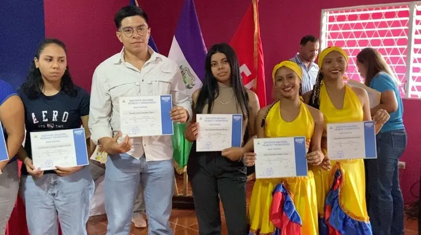 Dolores: certifican a 90 protagonistas de escuela de oficios