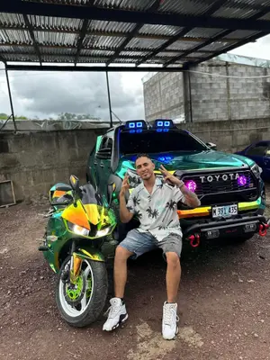 Frazier protagoniza fuerte polémica familiar con su ex esposa e hijos