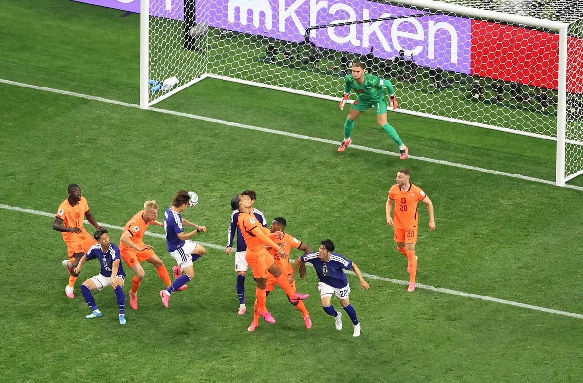Japón sorprende a Países Bajos y firma un agónico empate 2-2