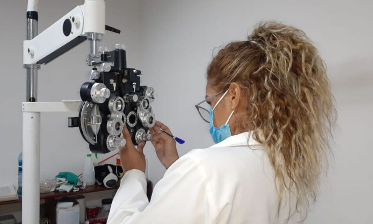 Japón dona modernos equipos oftamológicos a Nueva Guinea