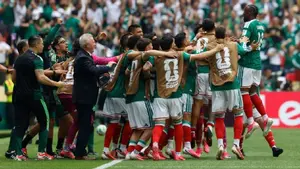 Quiñones enciende la ilusión mexicana con el primer gol mundialista