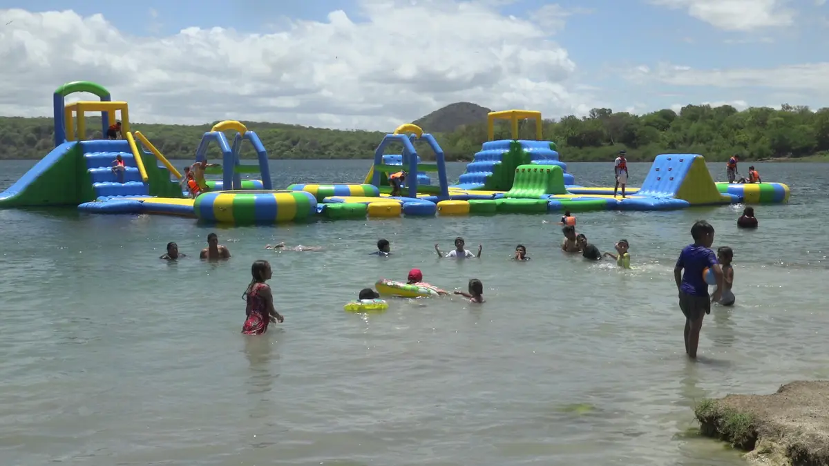 Laguna de Xiloá: oasis volcánico a pocos kilómetros de la capital