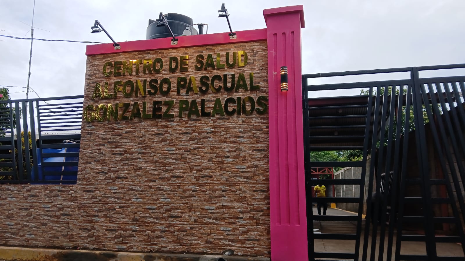 Mejoran infraestructura del Centro de Salud “Alfonso Pascual González Palacios” 