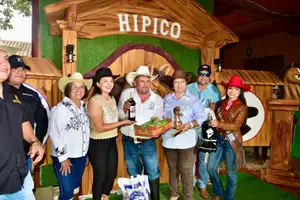 León honra su historia con una vibrante jornada hípica