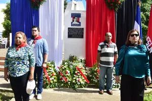 Militancia sandinista de León rinde homenaje al Comandante Carlos Fonseca