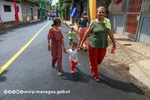 Managua: familias del barrio Luis Alfonso estrenan calles