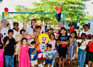 León: niñez del reparto Modesto Espinal recibe mejoramiento de su parque infantil