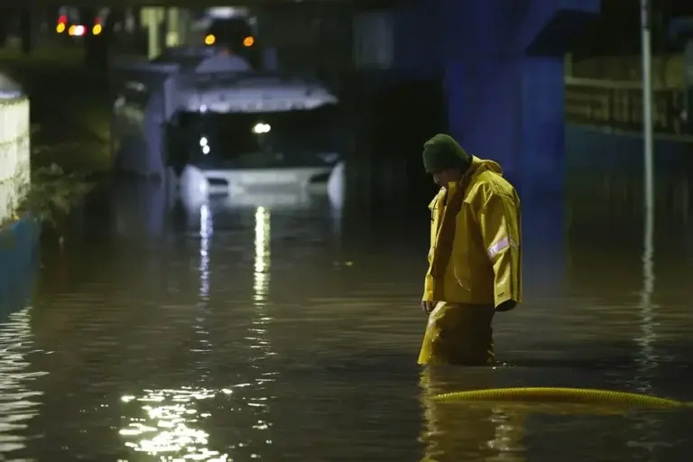 Chile en alerta roja tras devastador temporal e inundaciones