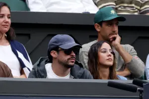 Bad Bunny reaparece junto a Gabriela Berlingeri durante Wimbledon 2026