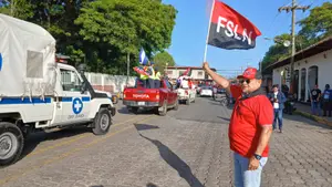 León da la bienvenida a Julio Victorioso con fervor revolucionario