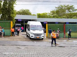Nueva terminal de interlocales opera dos cuadras al sur de los semáforos Rigoberto López