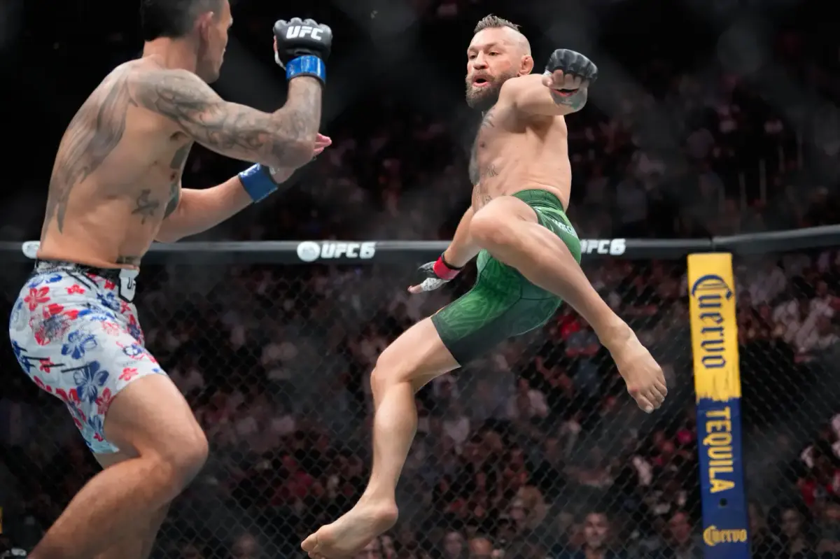 Conor McGregor no pudo completar su regreso y cae ante Holloway