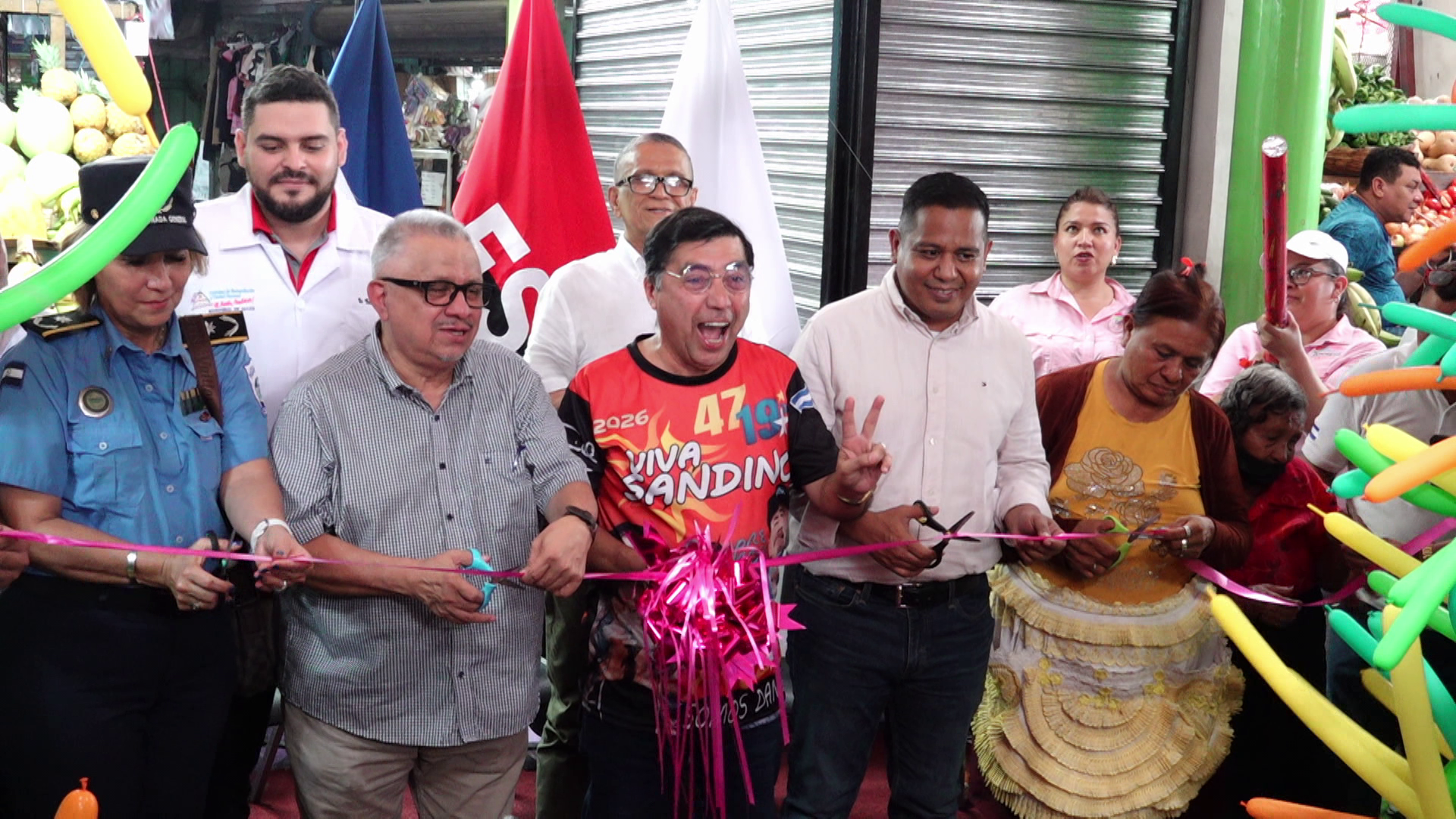 Managua: comerciantes del Israel Lewites inauguran el galerón “los concheños”