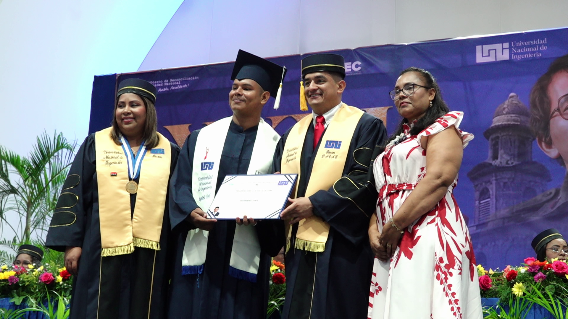 Managua: UNI entrega a Nicaragua 585 nuevos ingenieros y arquitectos