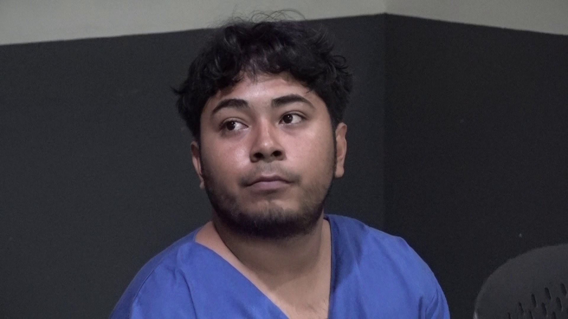 Acusan a sujeto de robar celular valorado en U$400