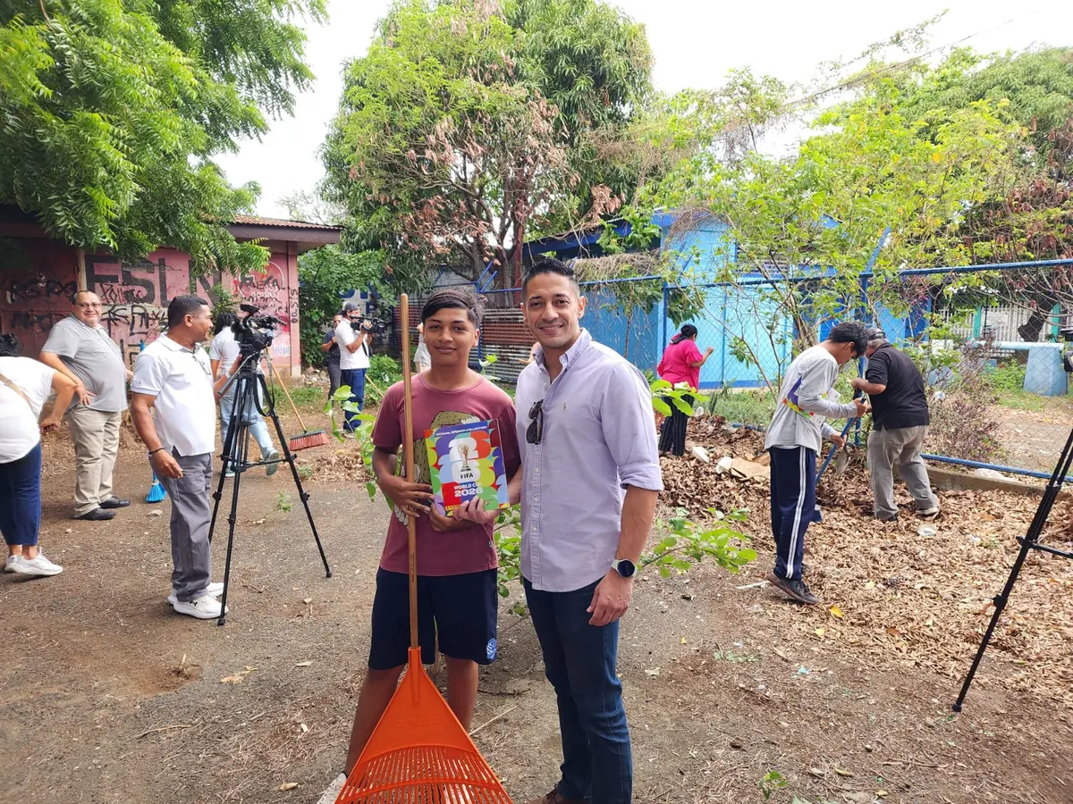 Familias del Barrio Máximo Jerez fortalecen acciones para mantener limpia Managua