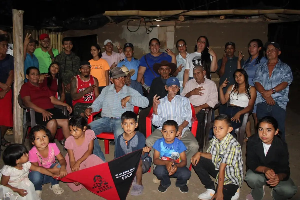 Alcaldía de Somoto lleva energía eléctrica a familias de la comunidad San Antonio de Padua