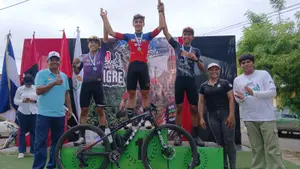 Ciclistas conquistan los caminos de Granada durante el Desafío El Tigre